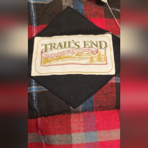 Men's Black Vest with Red Plaid Lining - Picture 5 of 9